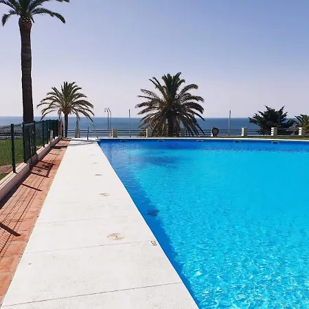 1 Urbanizacion La Roca, Estudio