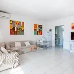 First Floor - 109 C *