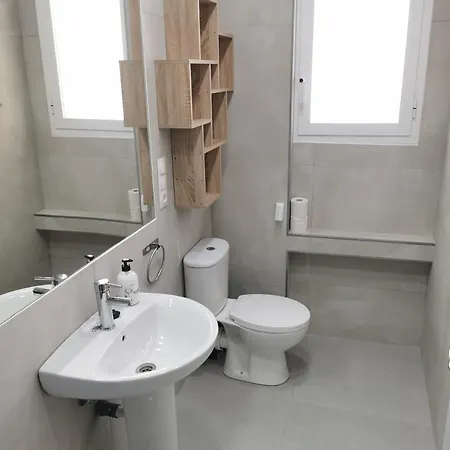 First Floor - 109 C Apartmán *