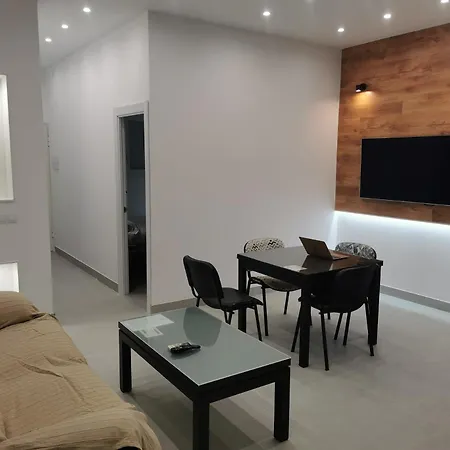 First Floor - 109 C *